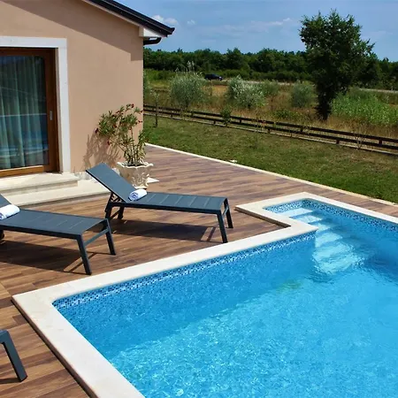 Mihaela Deluxe